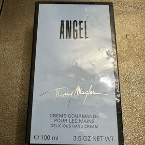 Thierry Muglar Angel Hand Lotion